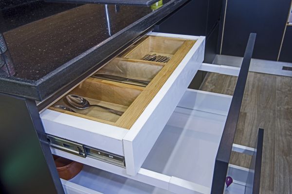 Drawer Runner Replacement